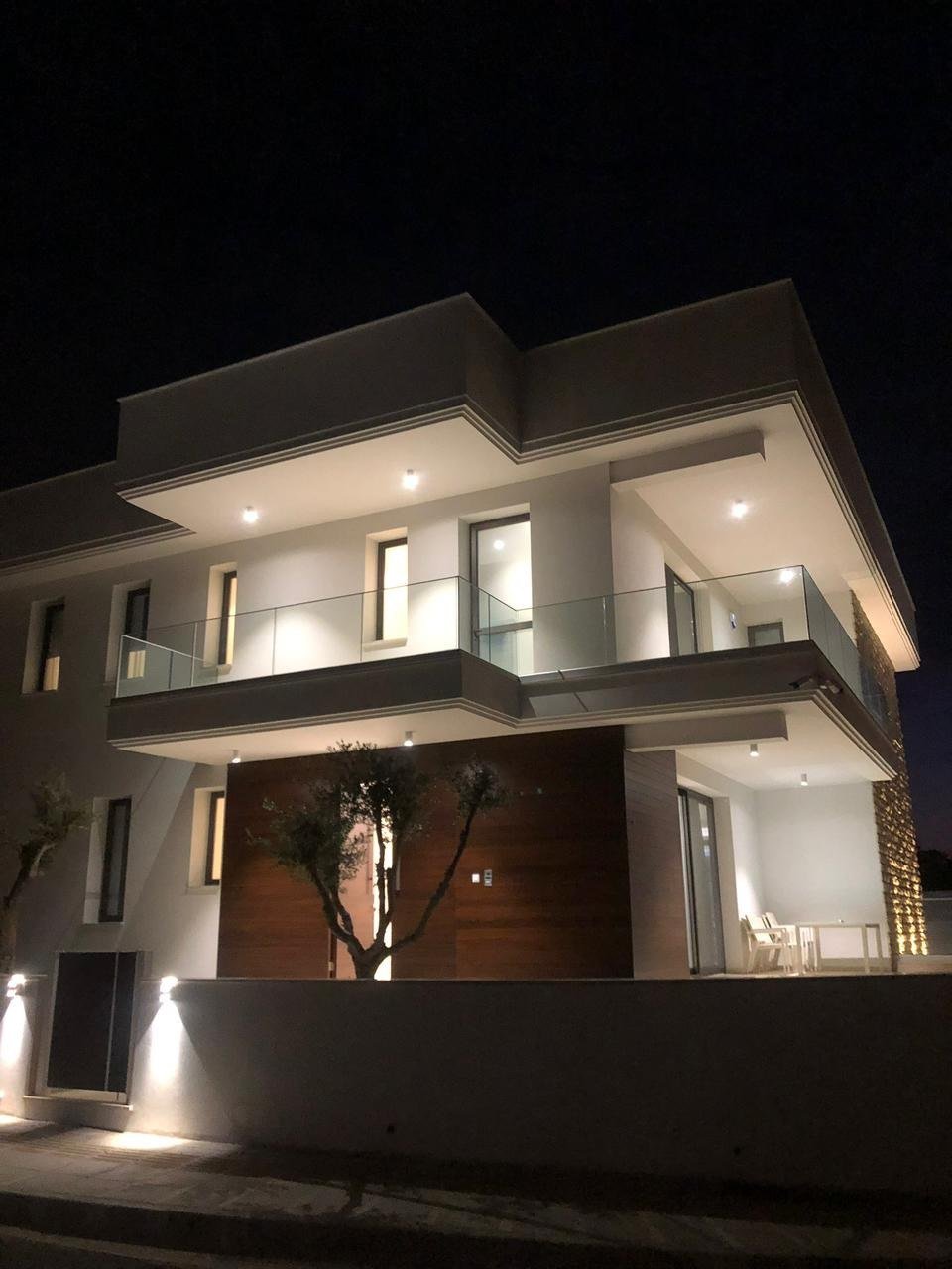 Spacious 5-Bedroom Villa in Empa, Paphos