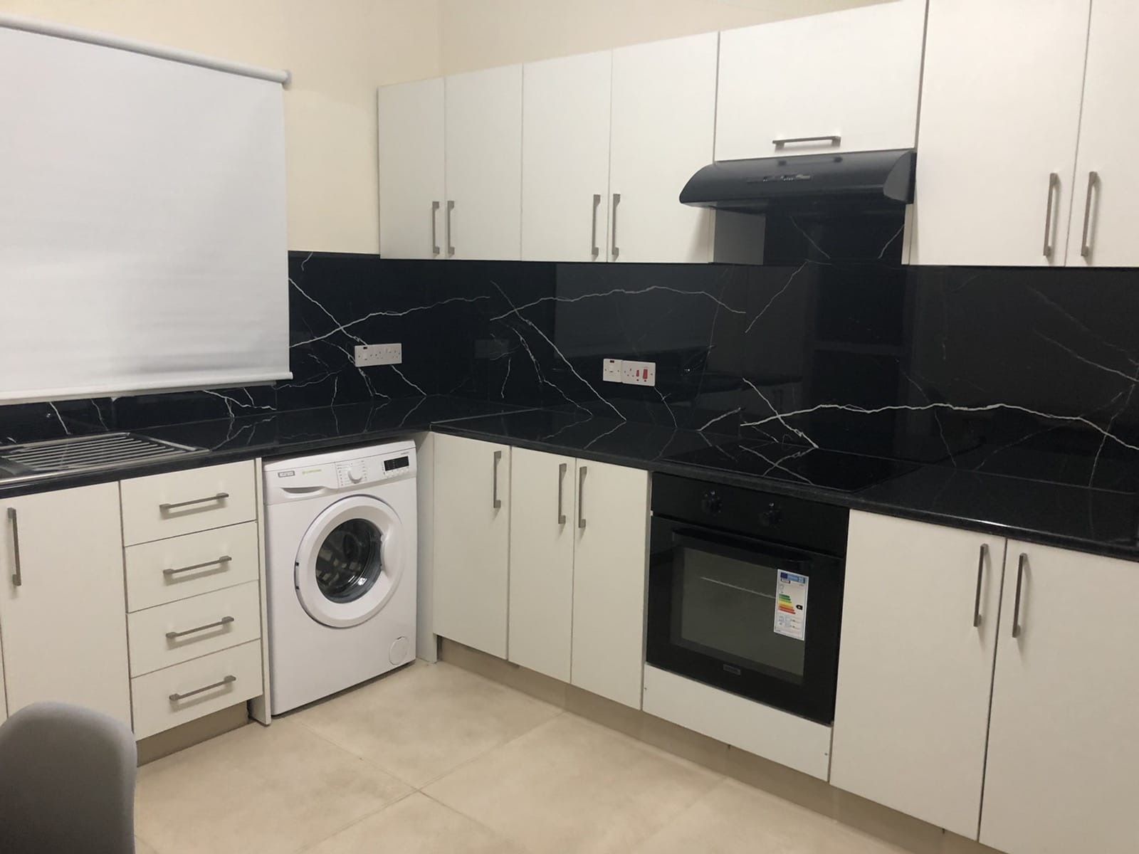 Three bedroom apartment to rent, Foinikoudes Larnaca