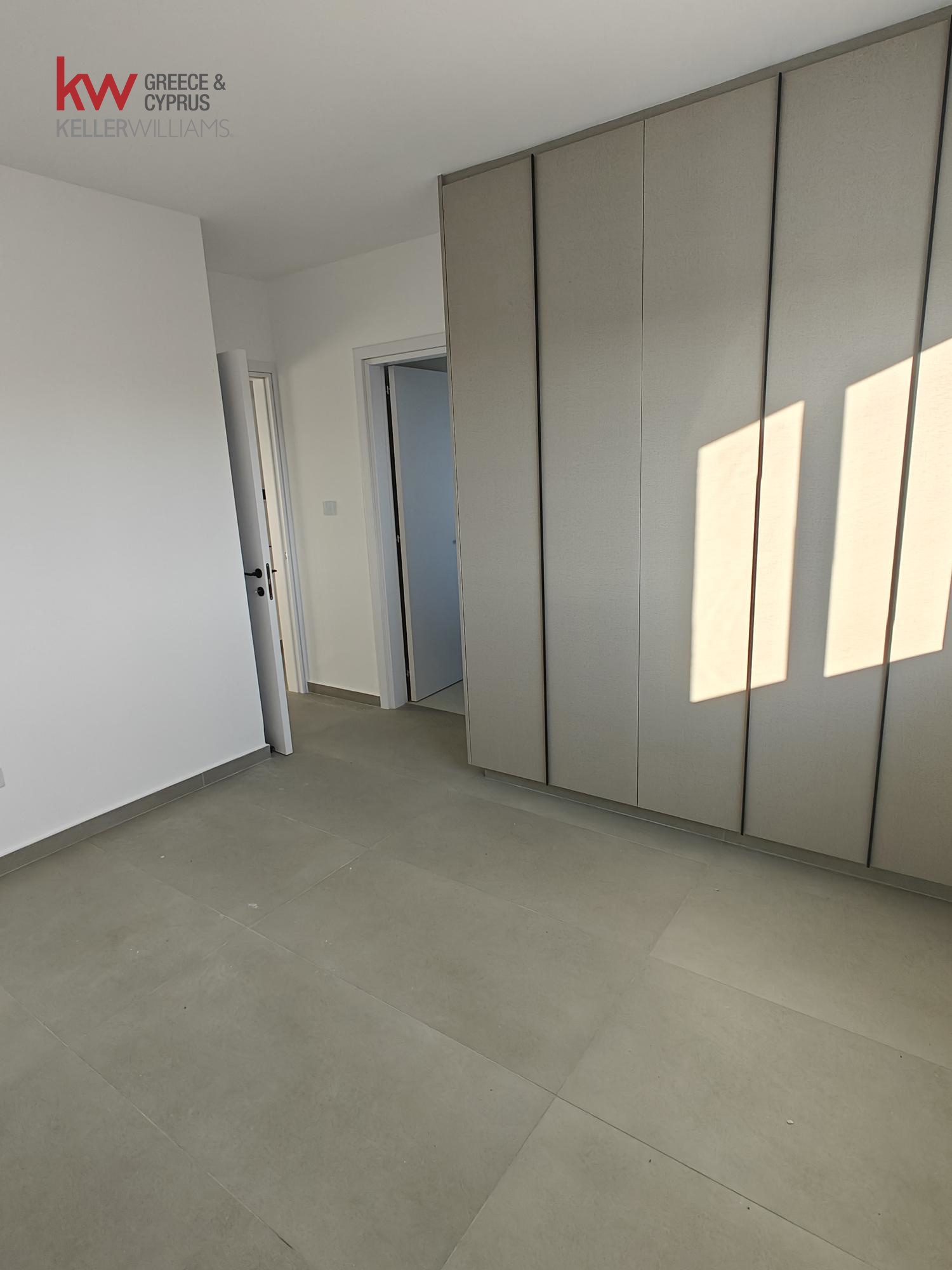 2-bed apartment for rent in Larnaca City photo 5