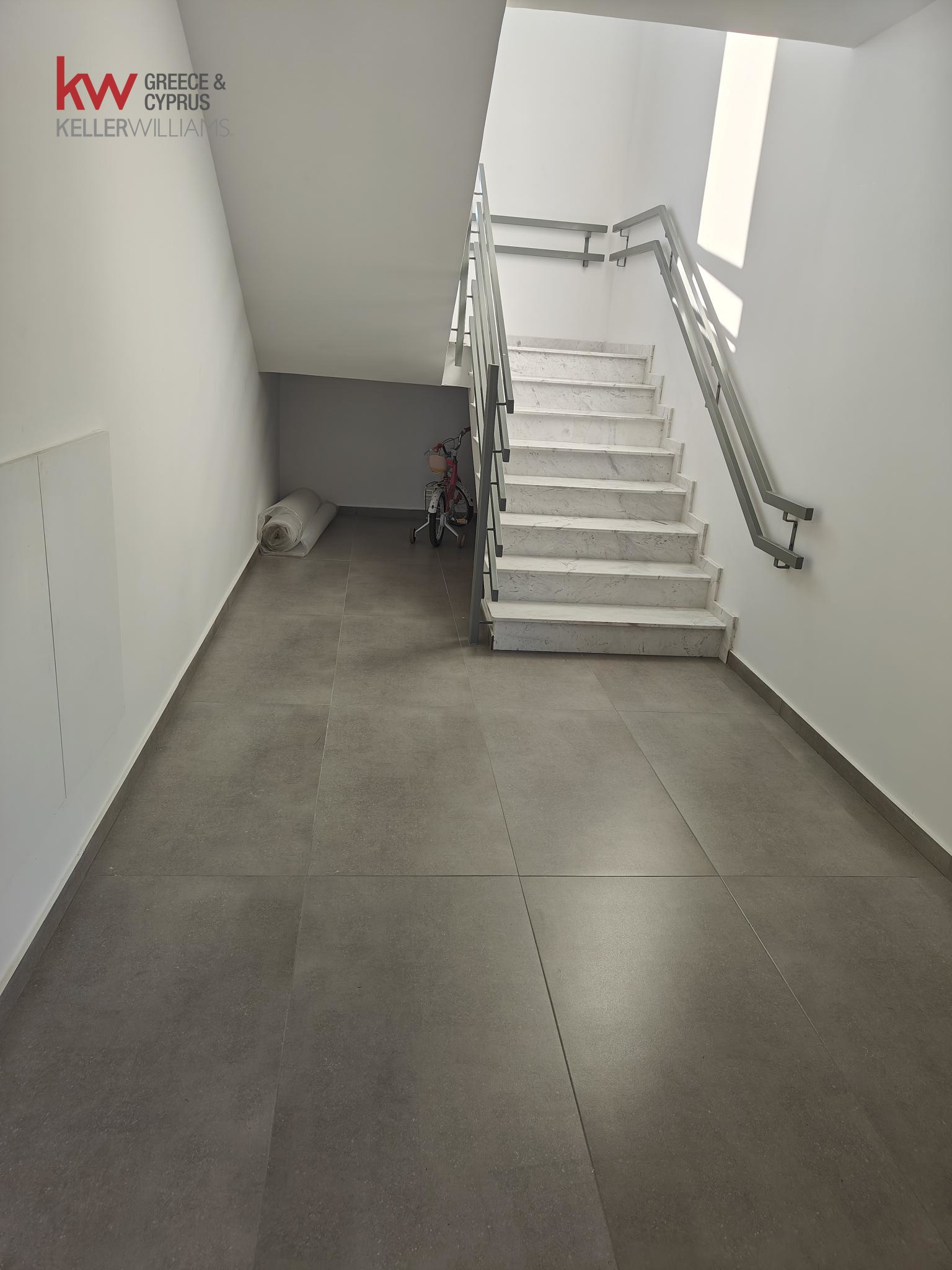 2-bed apartment for rent in Larnaca City photo 16