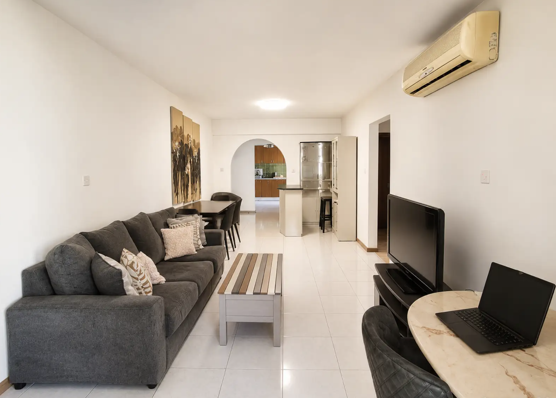 2-bedroom apartment to rent in Kato Paphos