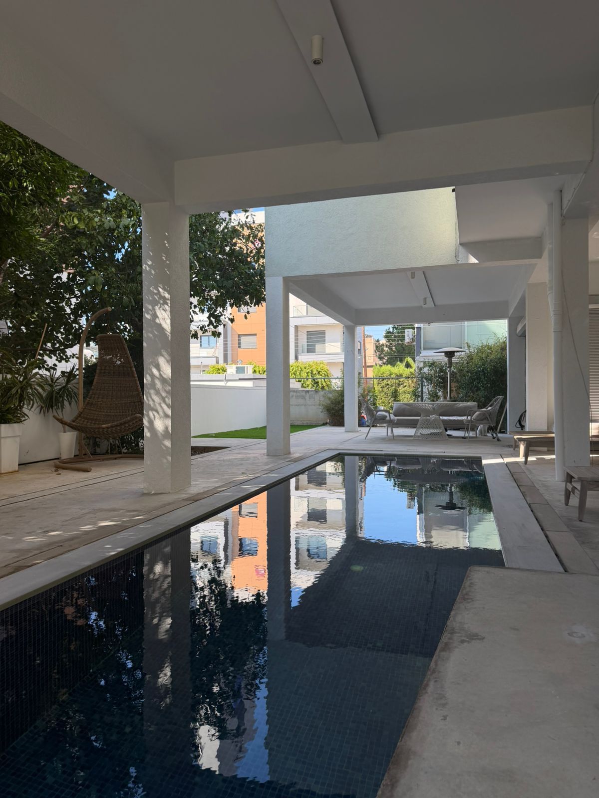 3 bedroom apartment for rent in Mesa Geitonia