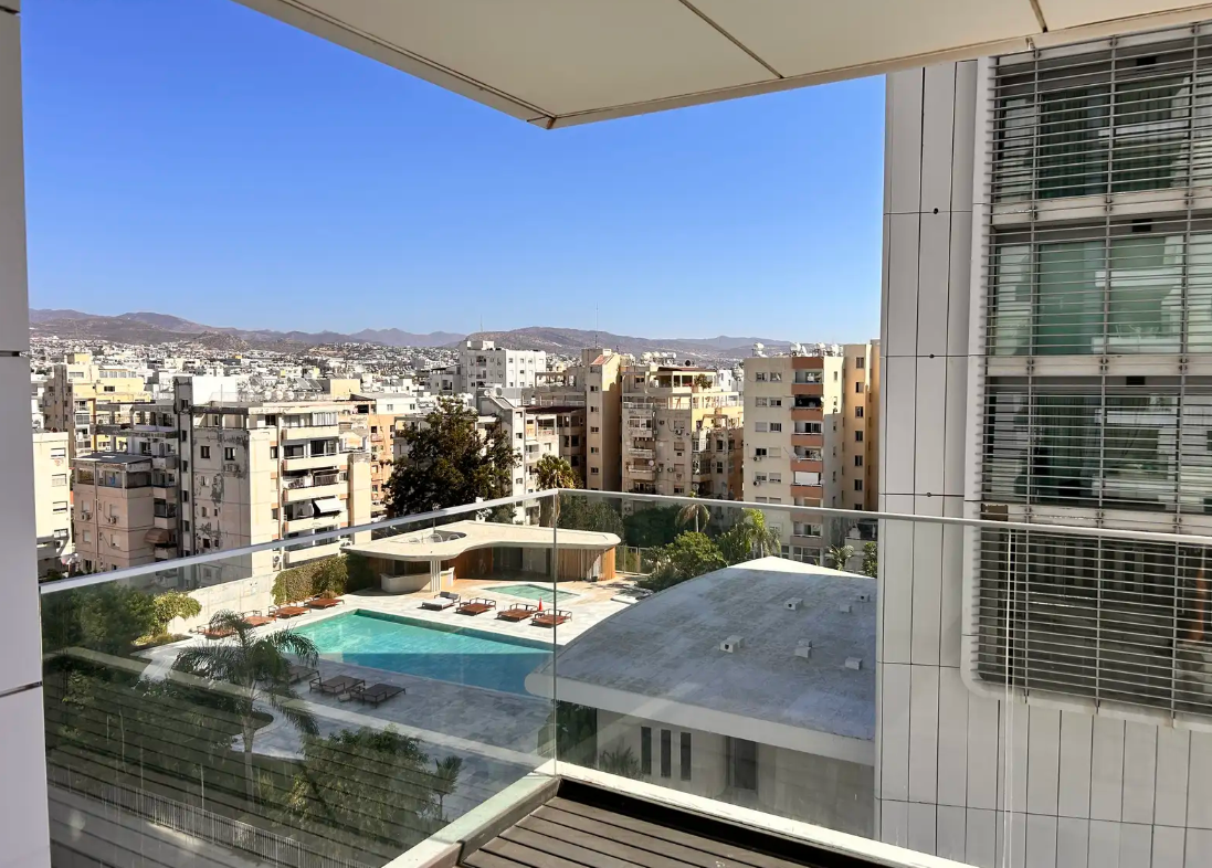 Modern 2-bedroom seafront apartment in Neapolis, Limassol photo 2