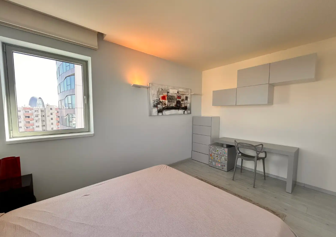 Modern 2-bedroom seafront apartment in Neapolis, Limassol photo 9