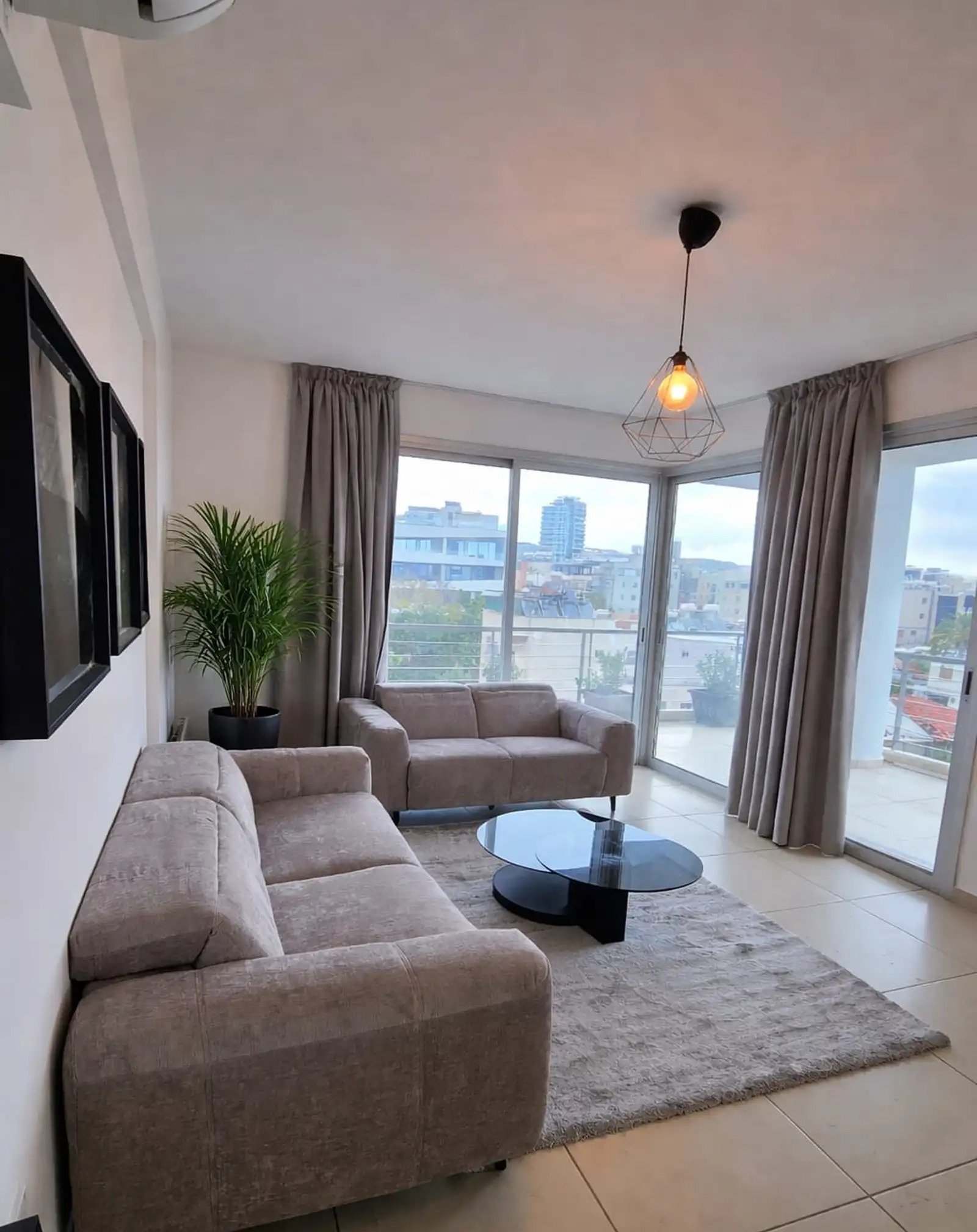 Modern 2-Bedroom Apartment in Agia Zoni, Limassol