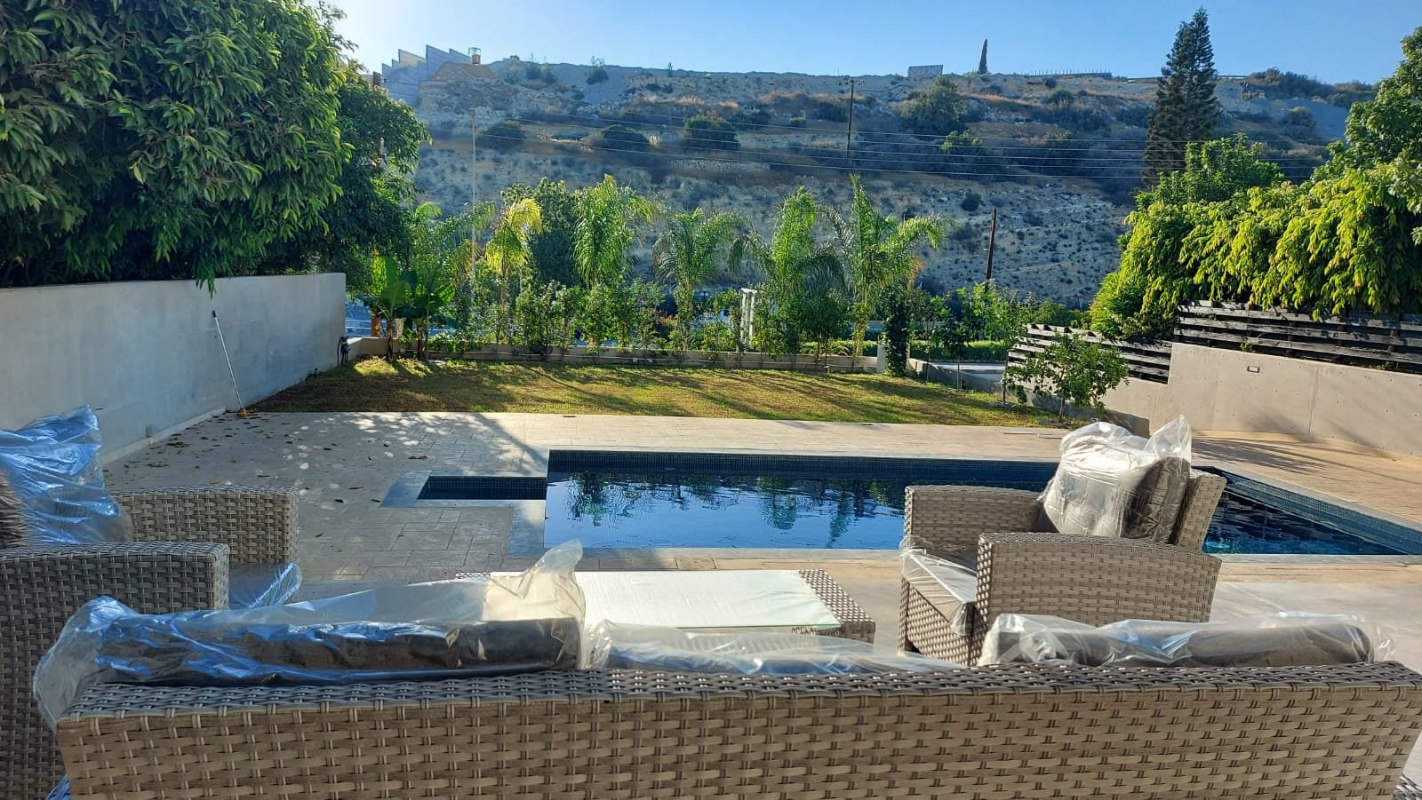 6-bed house with pool and garden in Agios Tychon photo 10