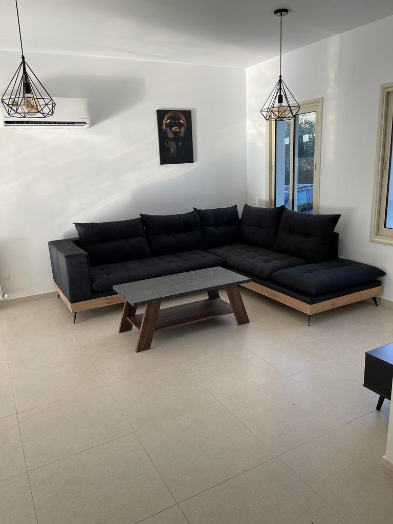 6-bed house with pool and garden in Agios Tychon photo 18