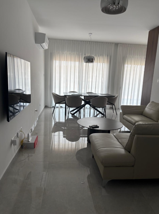 Modern 2-Bedroom Apartment in Mesa Geitonia, Limassol