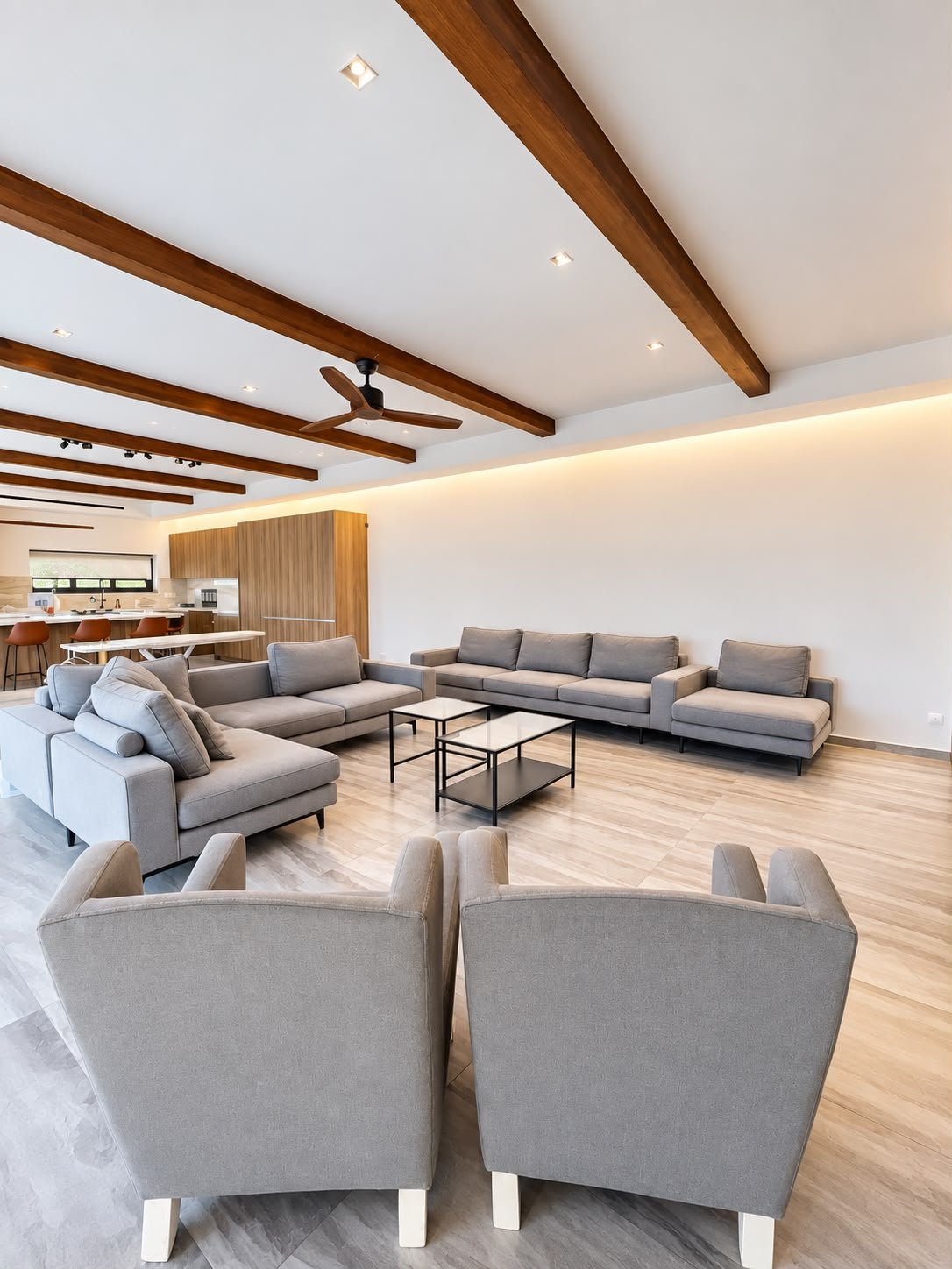 5-bedroom house with pool in Agia Fyla, Limassol photo 5