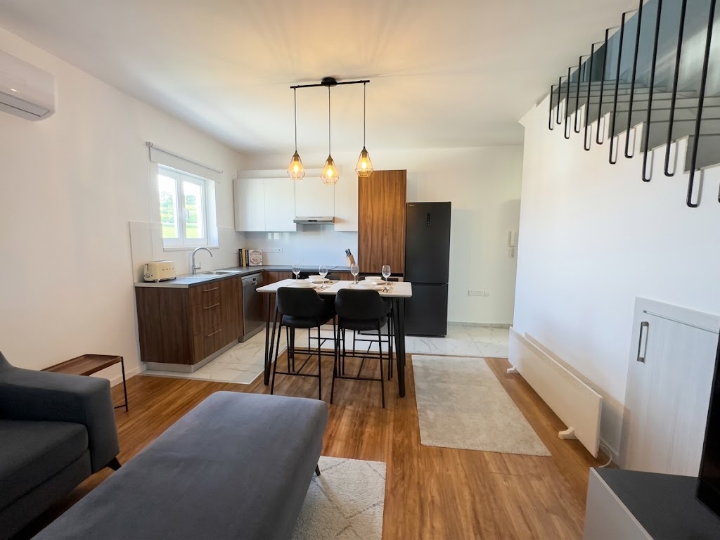 Modern 2-bedroom Duplex Flat With Rooftop & Sea Views - Aradippou, Larnaca