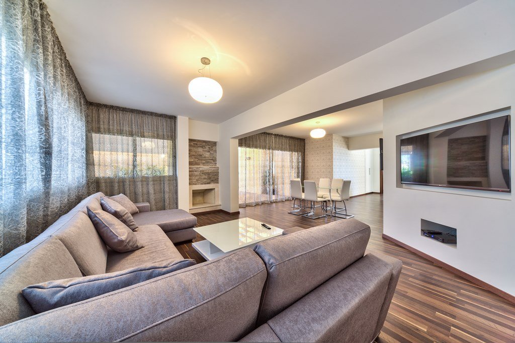 3-bedroom penthouse with veranda near the sea in Mouttagiaka photo 3