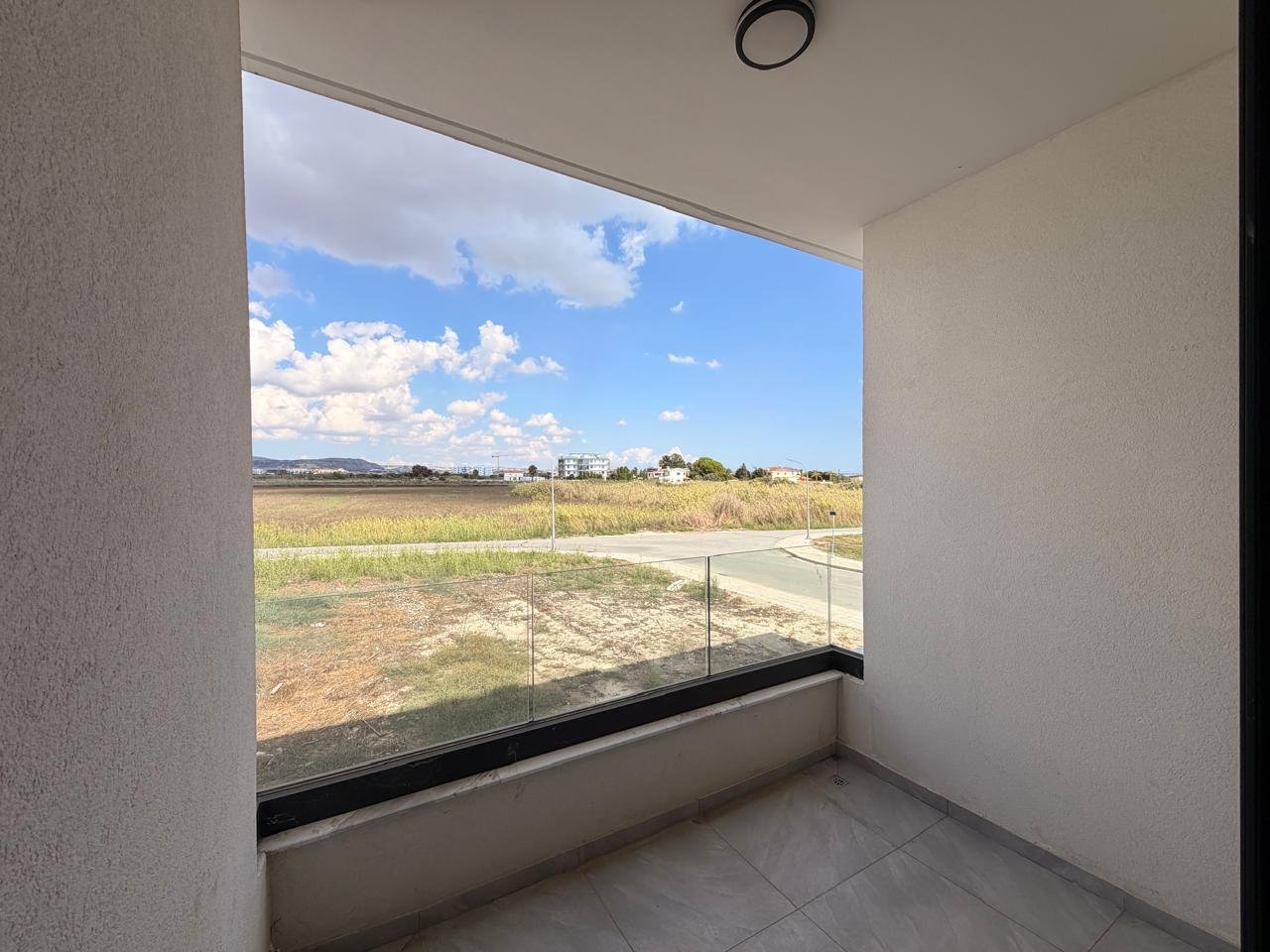 Modern 1-bedroom apartment in Livadia, Larnaca photo 3