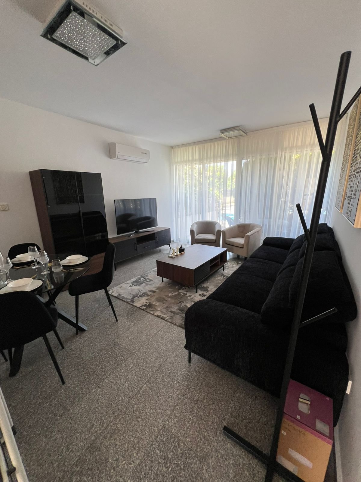 Modern 2-Bedroom House in Agios Athanasios, Limassol