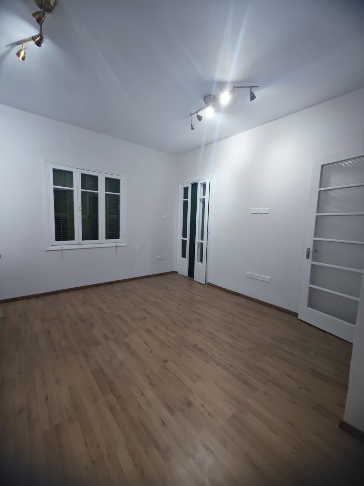 Office for Rent in Agia Triada