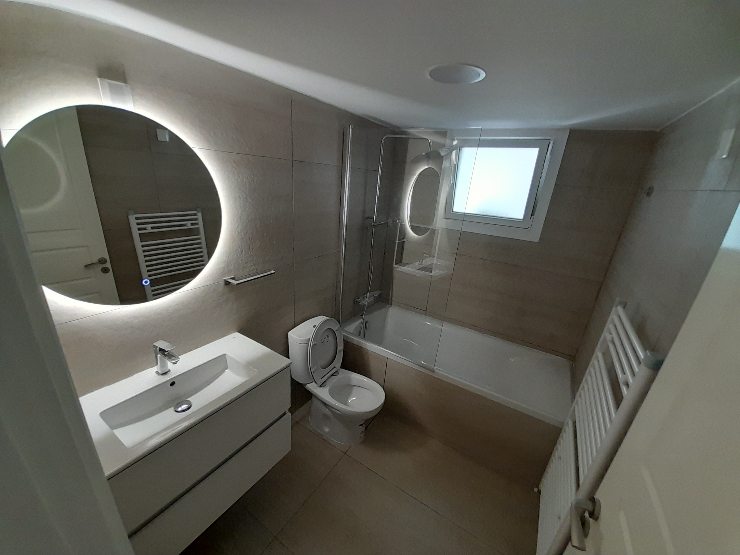 4-bed penthouse for rent in Egkomi, Nicosia photo 11
