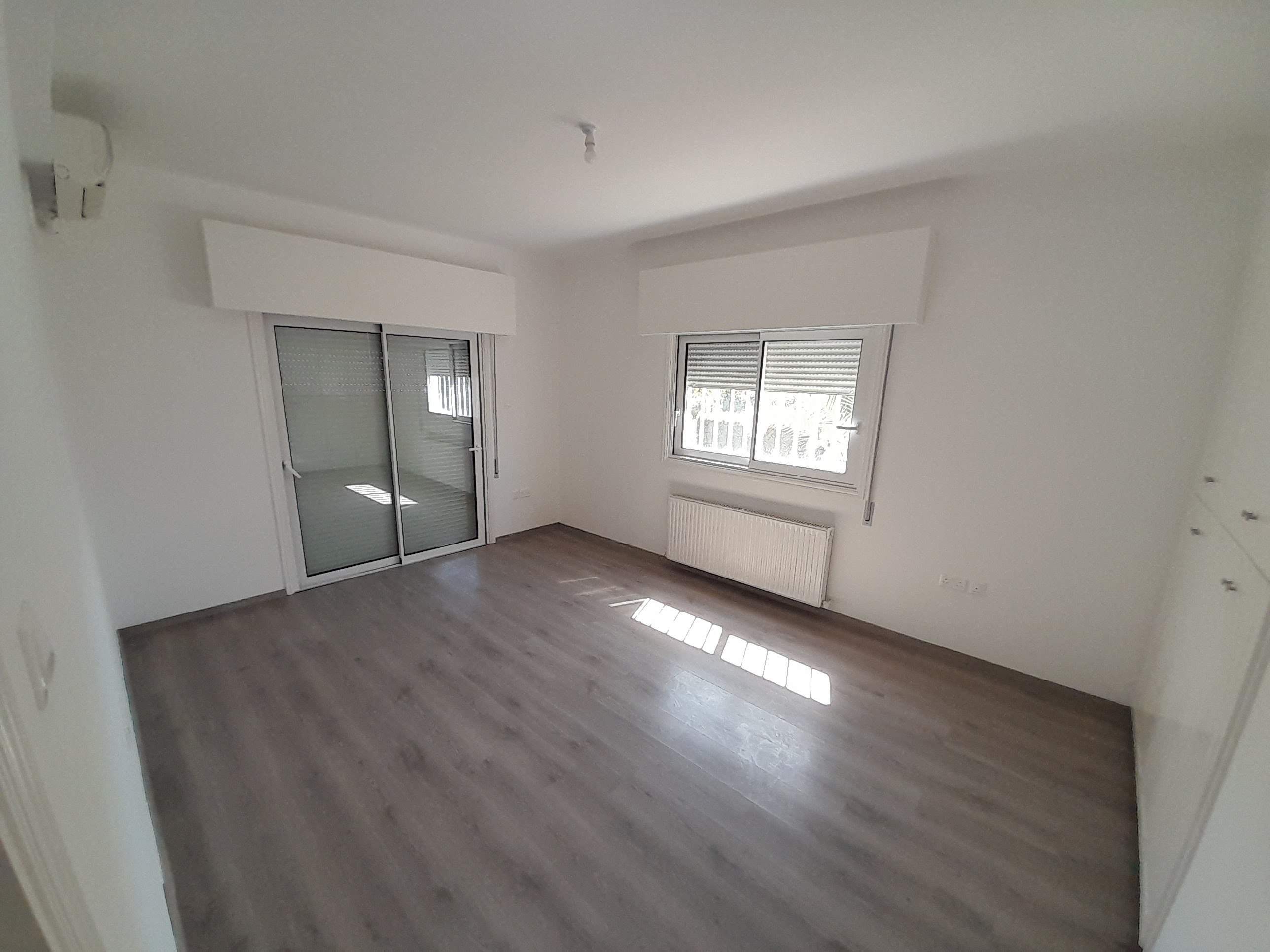 4-bed penthouse for rent in Egkomi, Nicosia photo 16