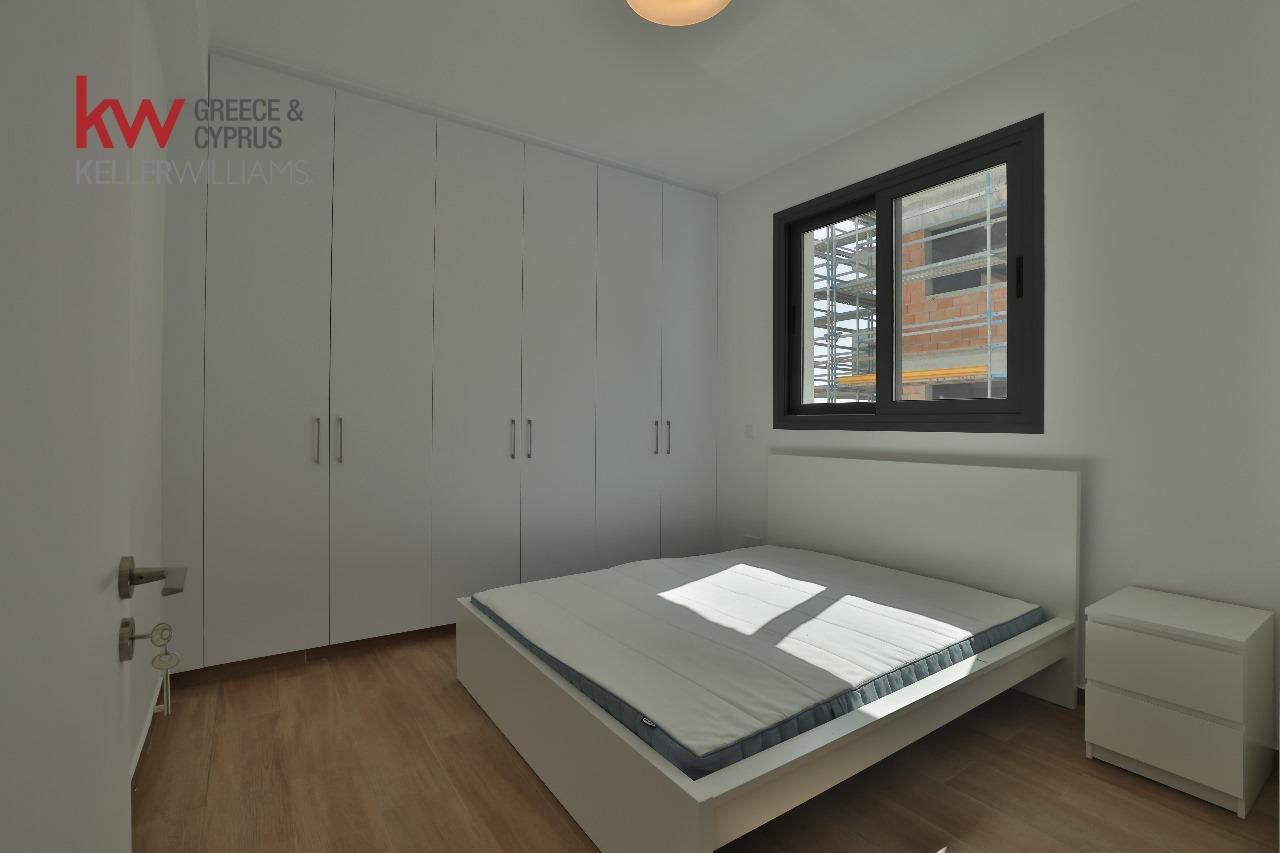 2-bed penthouse with roof garden in Leivadia photo 4