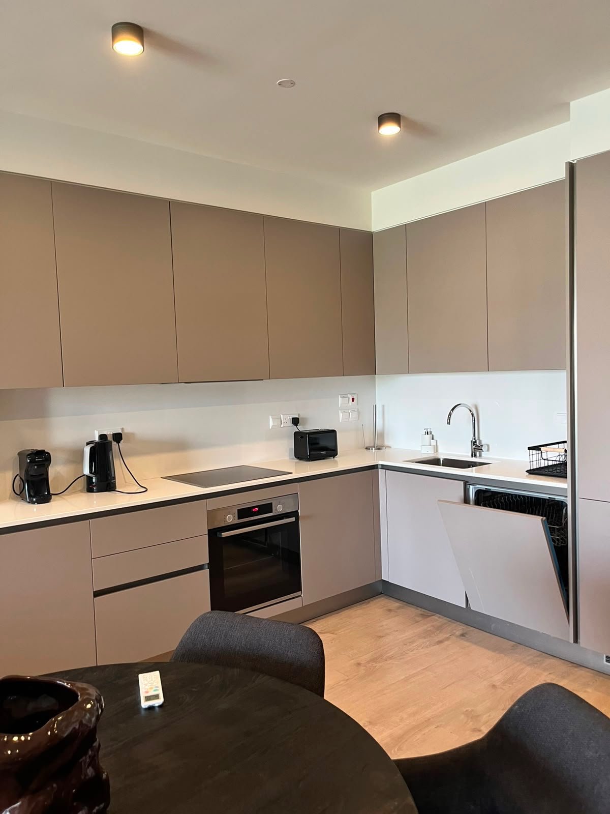 2-bed apartment with garden and lift in Tserkezoi, Limassol photo 5