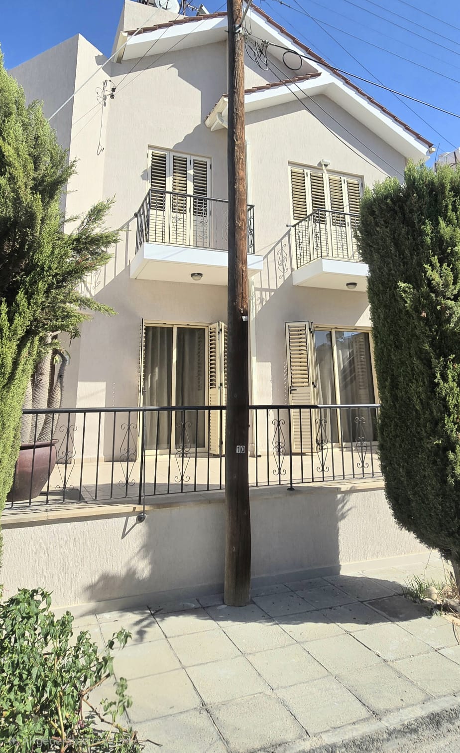 4-Bedroom Detached House for Rent
