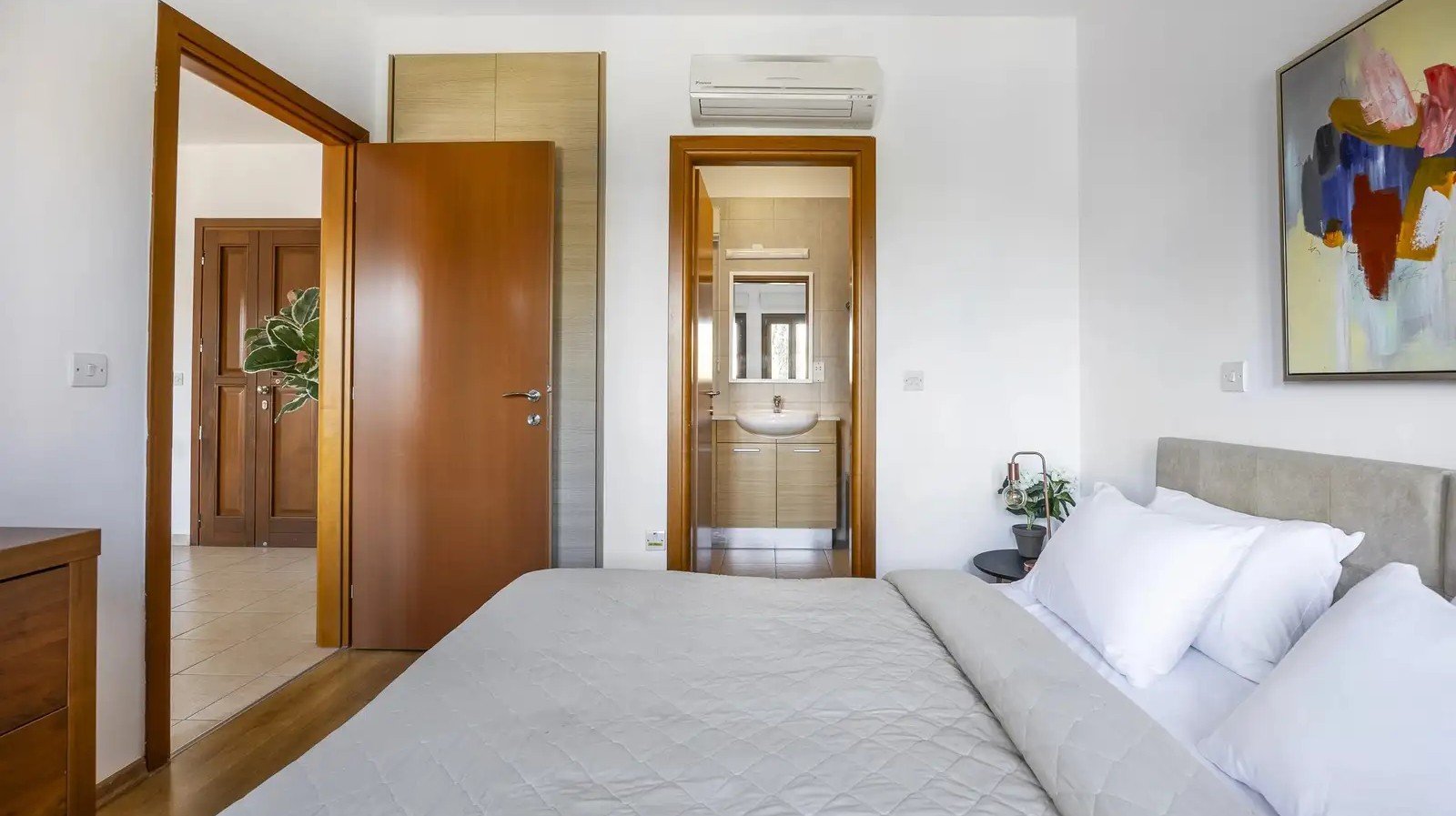 Renovated 2-bed apartment in Aphrodite Hills, Kouklia photo 13
