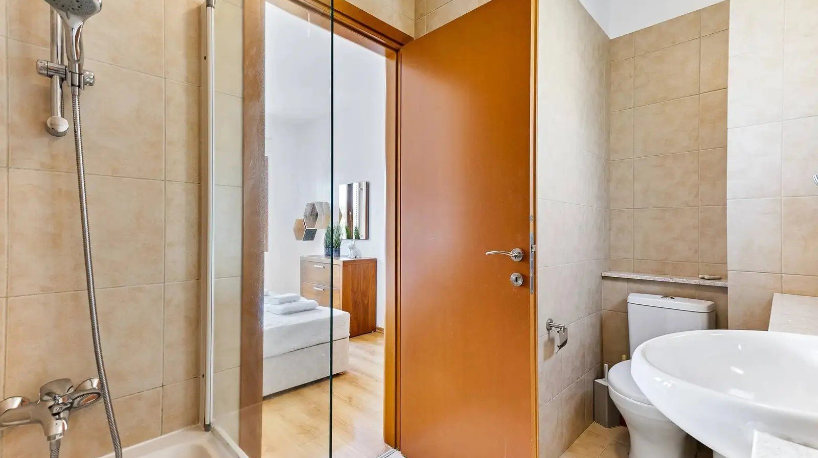 Renovated 2-bed apartment in Aphrodite Hills, Kouklia photo 14