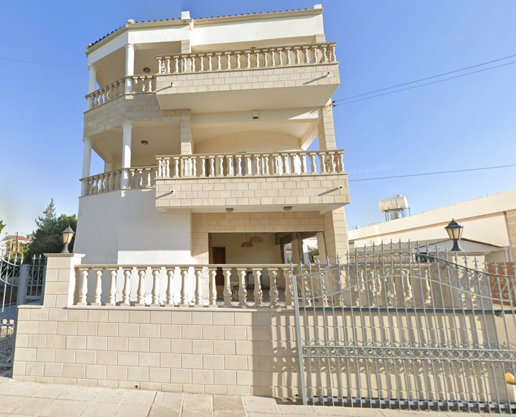 4 Bedroom Townhouse for Rent in Universal, Paphos