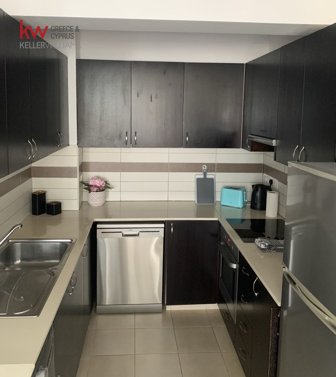 2-bed furnished apartment in Larnaca City photo 5