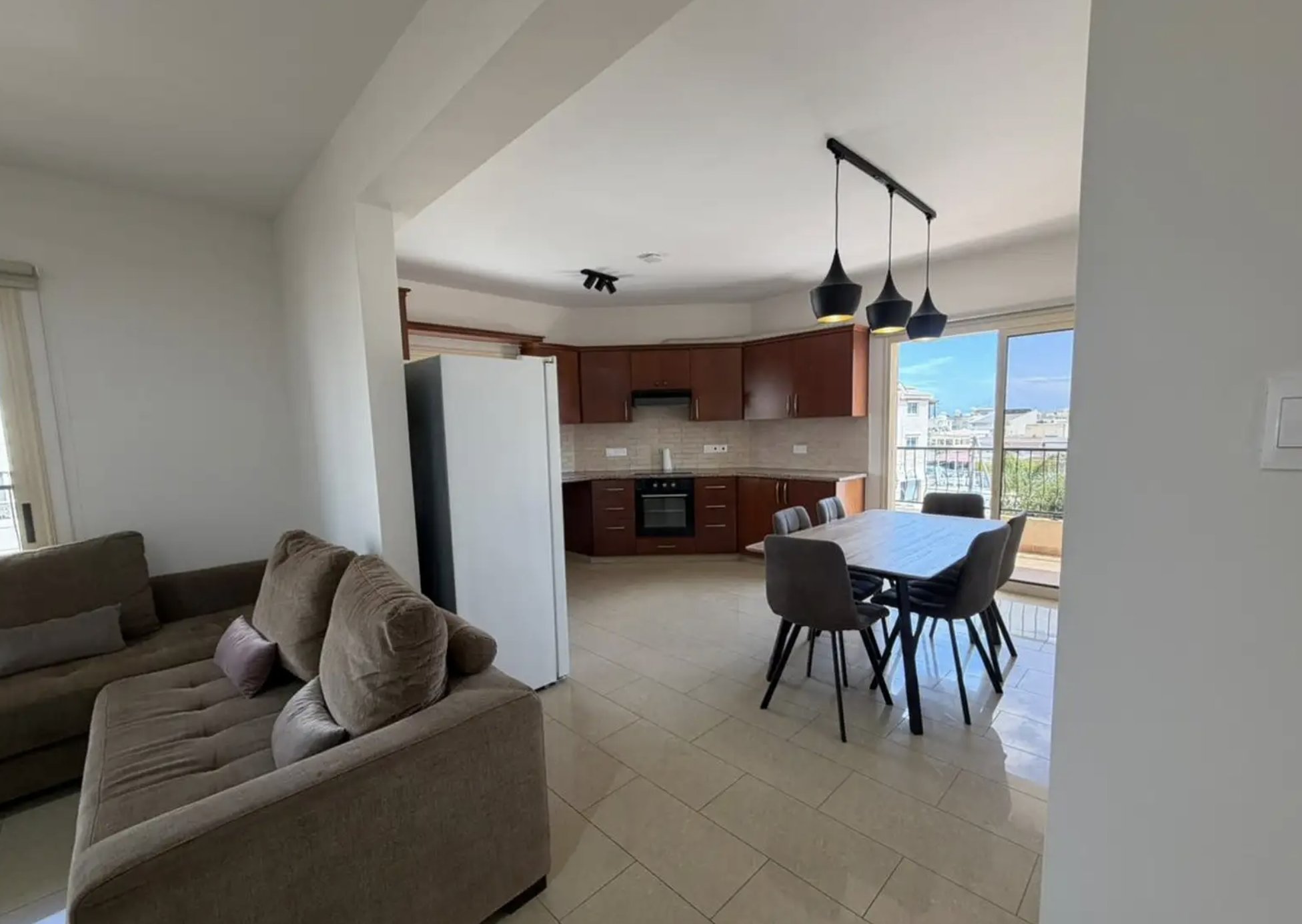 Modern 2-Bedroom Apartment in Polemidia Kato, Limassol