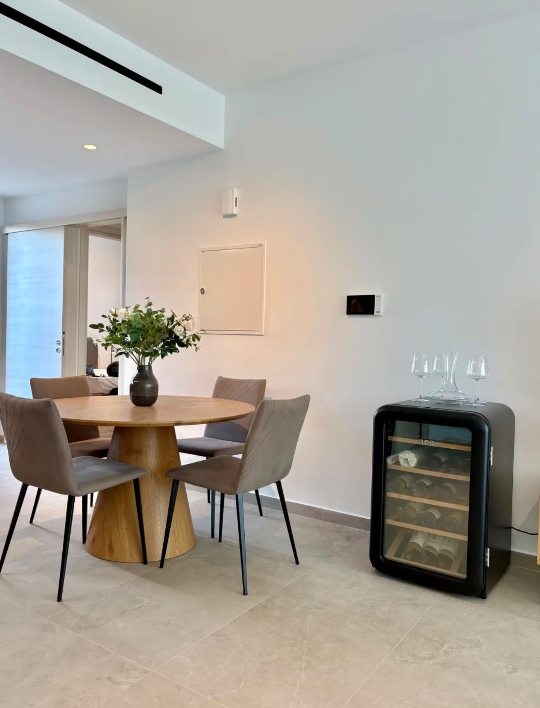Modern 2-bedroom apartment in Agios Athanasios, Limassol photo 5