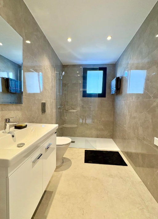 Modern 2-bedroom apartment in Agios Athanasios, Limassol photo 3