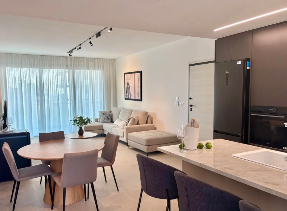 Modern 2-bedroom apartment in Agios Athanasios, Limassol