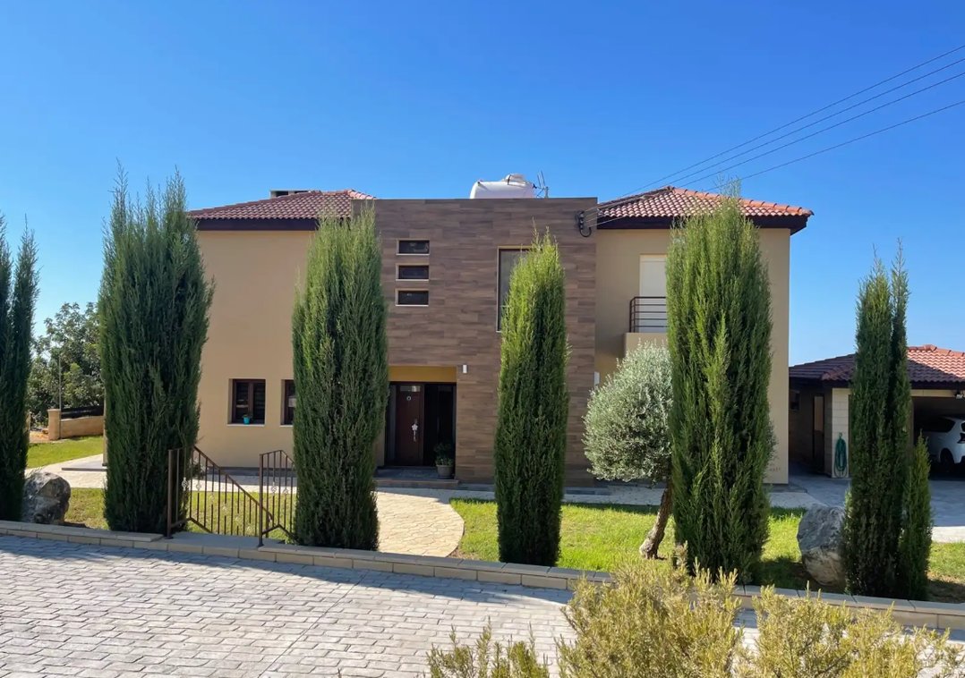 Spacious 5-Bedroom Villa in Sotira, Limassol