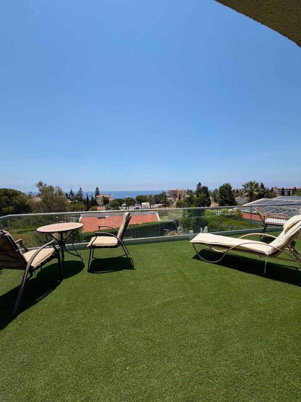 3-bed villa with pool and sea view in Coral Bay photo 5