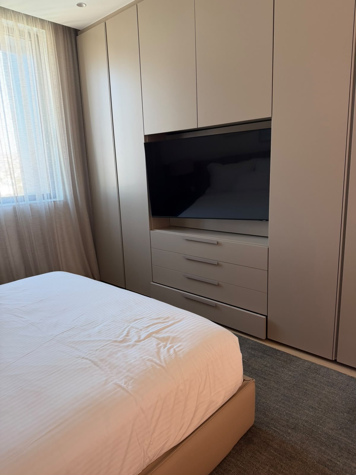 Modern 2-bedroom apartment with sea view in Mouttagiaka photo 17