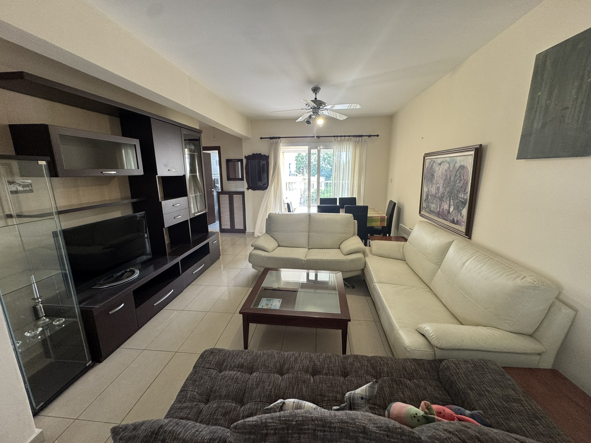 3-BEDROOM FLAT NEAR METRO