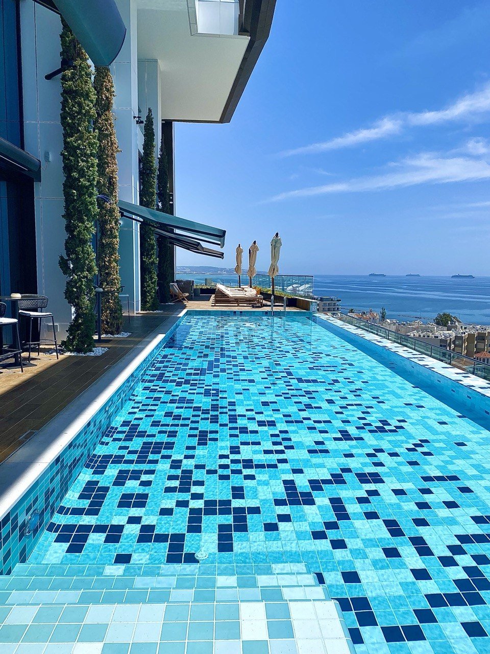 Furnished 1-bed apartment with sea views in Germasogeia photo 16