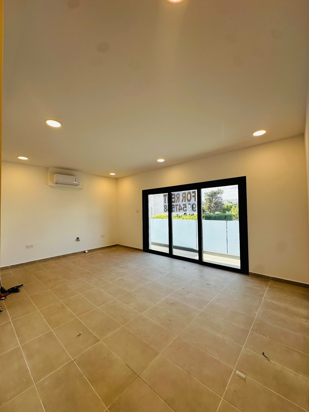 2 Bedroom apartment for rent in Kato Polemidia