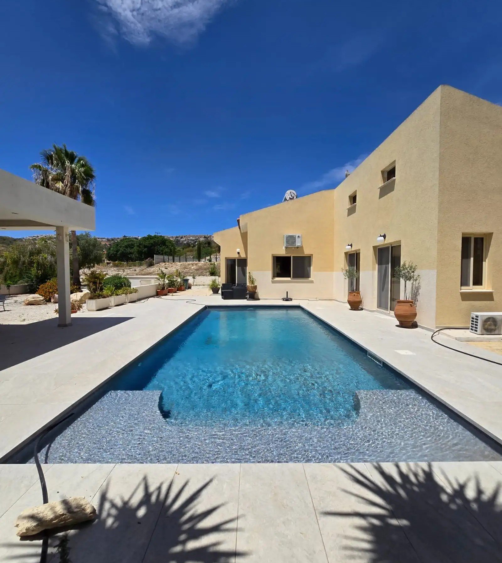 Modern 3-bed detached house with pool in Pissouri photo 2