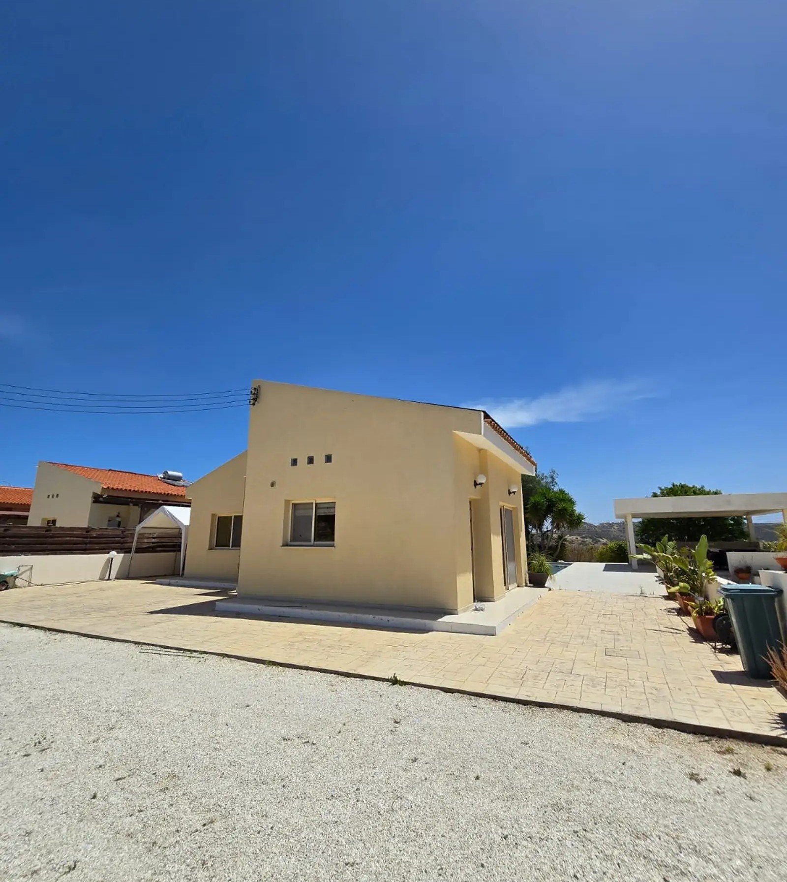 Modern 3-bed detached house with pool in Pissouri photo 6