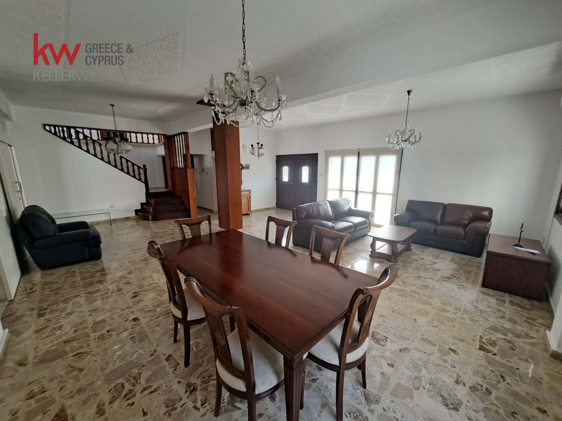 4-bed detached house in Chrysopolitissa, Larnaca photo 7