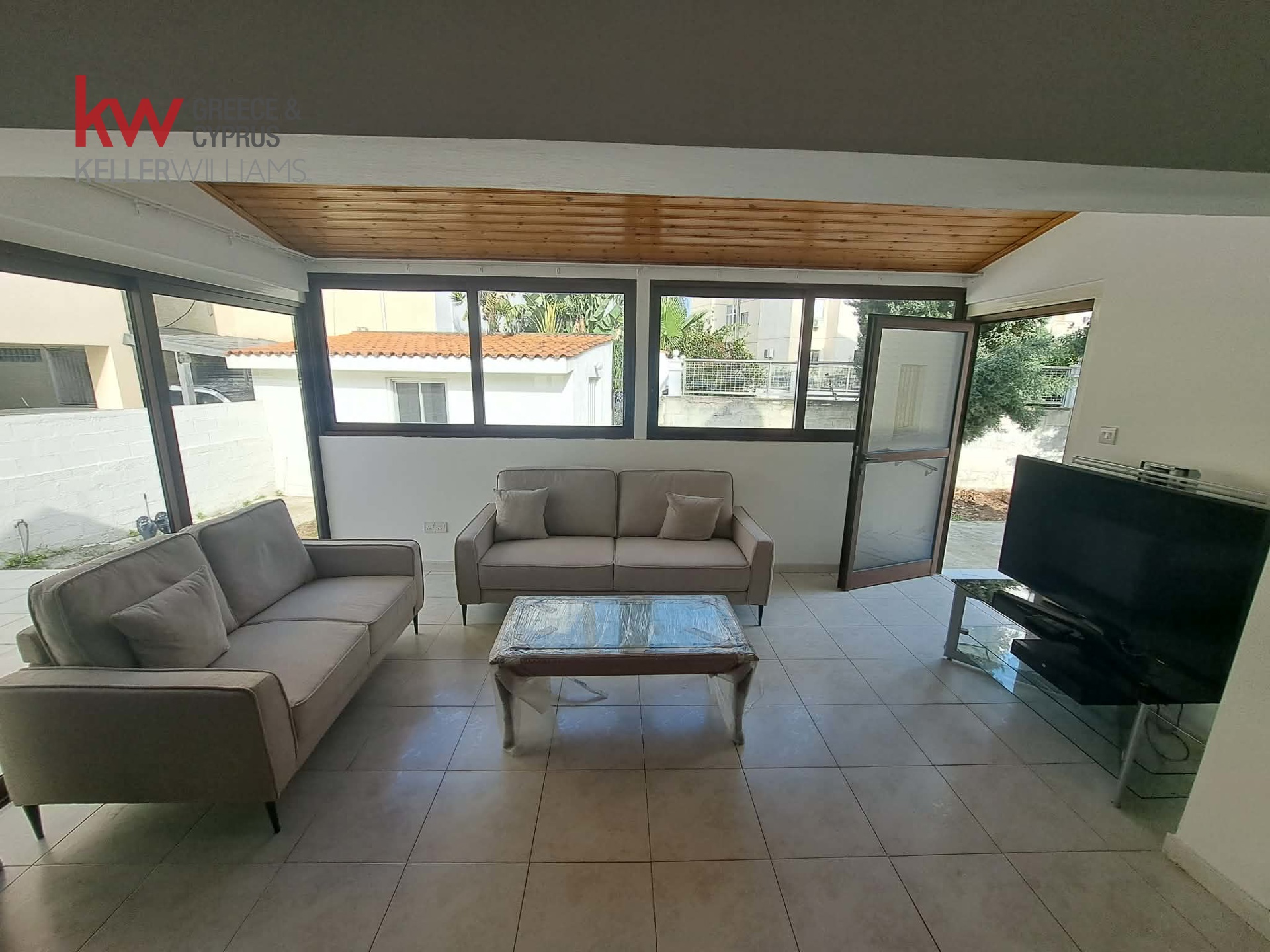 4-bed detached house in Chrysopolitissa, Larnaca photo 14
