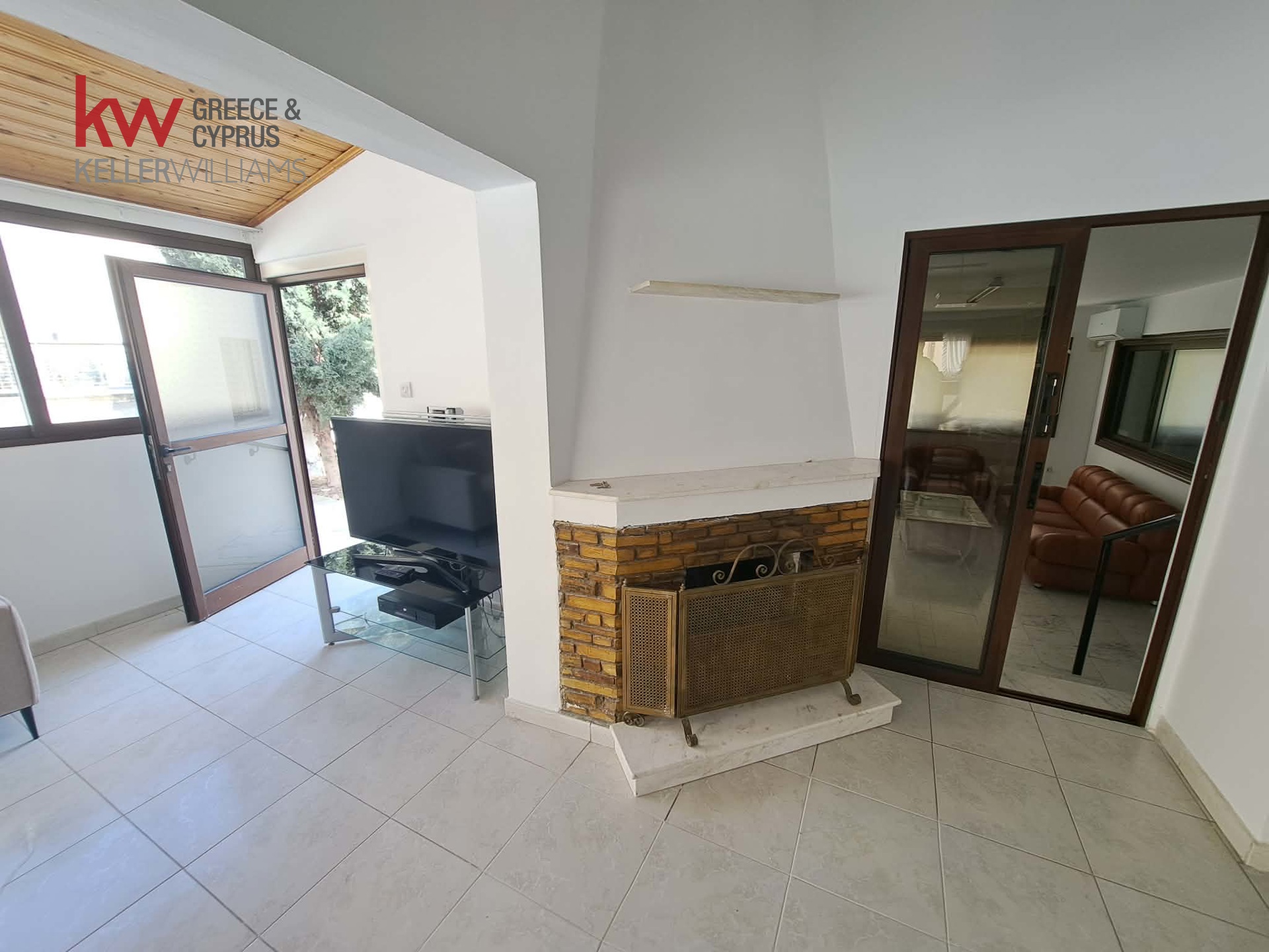 4-bed detached house in Chrysopolitissa, Larnaca photo 13