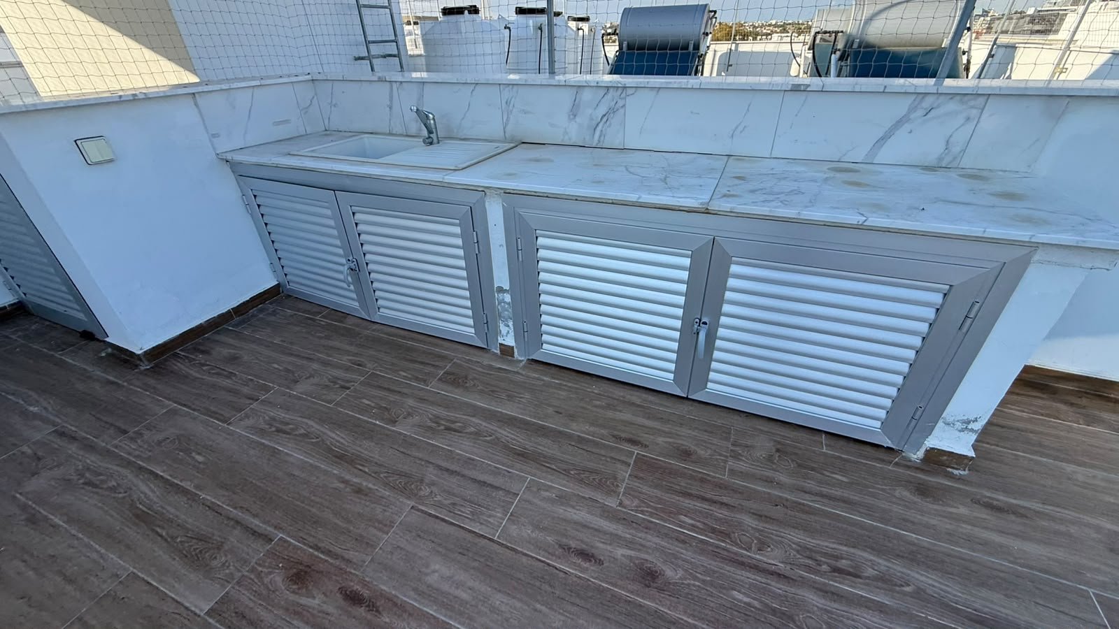 2-bed penthouse with roof garden in Kamares, Larnaca photo 15