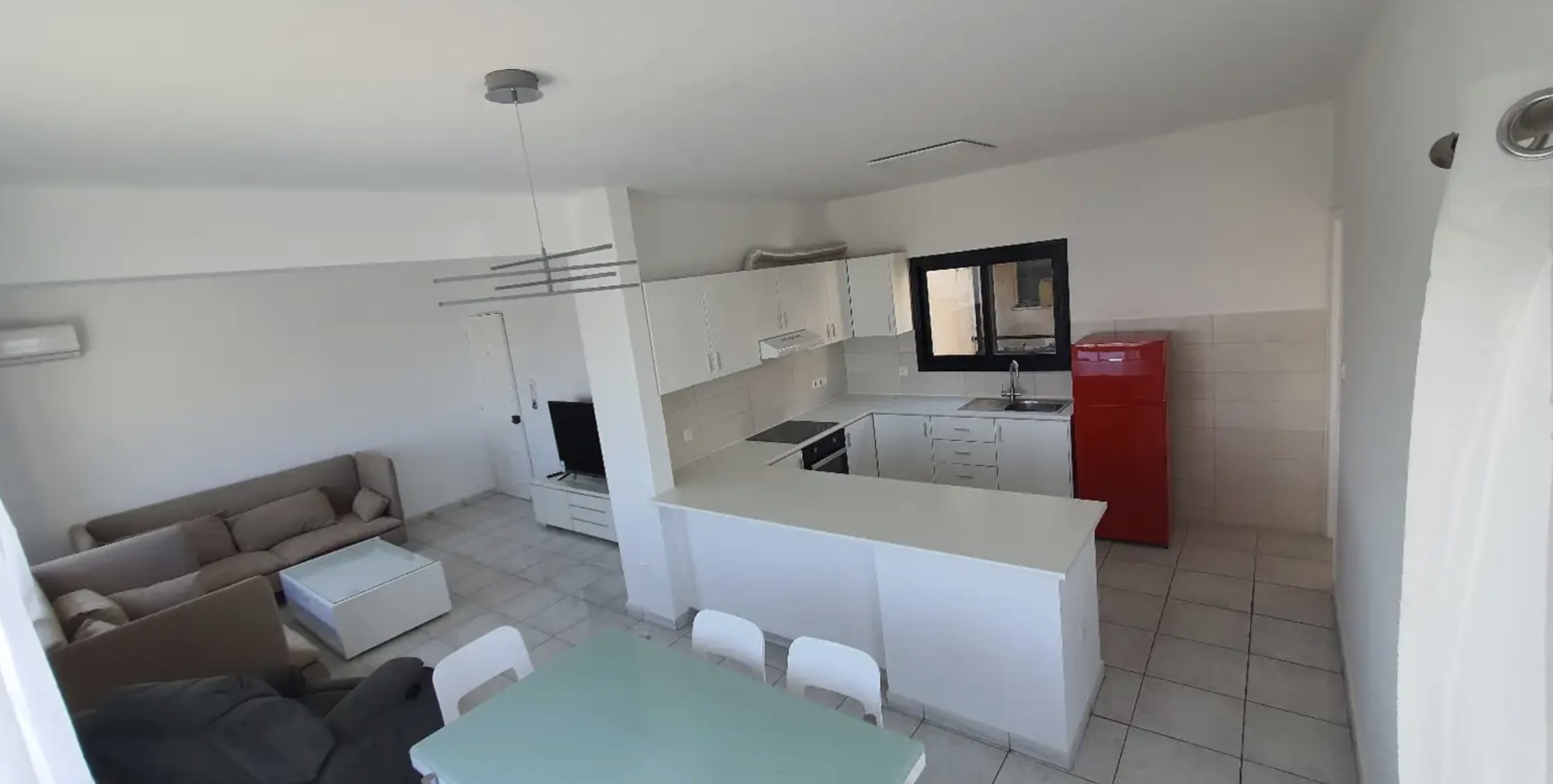 Modern 2-Bedroom Apartment in Polemidia Kato, Limassol