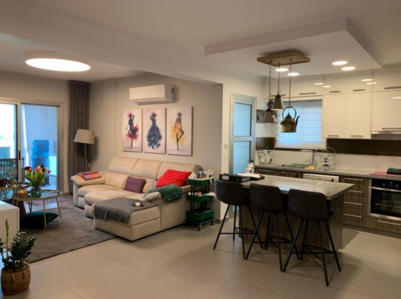 Modern 2-Bedroom Apartment in Polemidia, Limassol