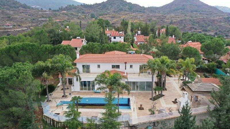 Spacious 5-Bedroom House in Kalo Chorio, Limassol