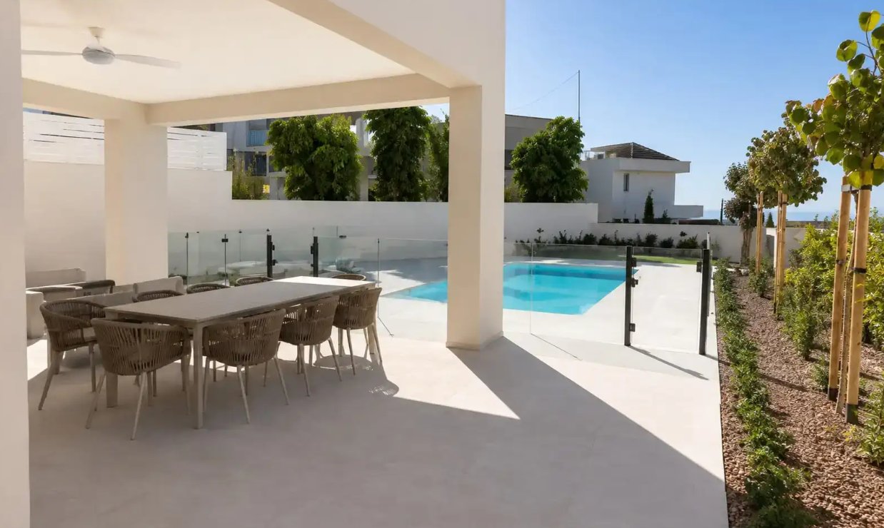 Spacious 5-Bedroom Villa in Agios Athanasios, Limassol