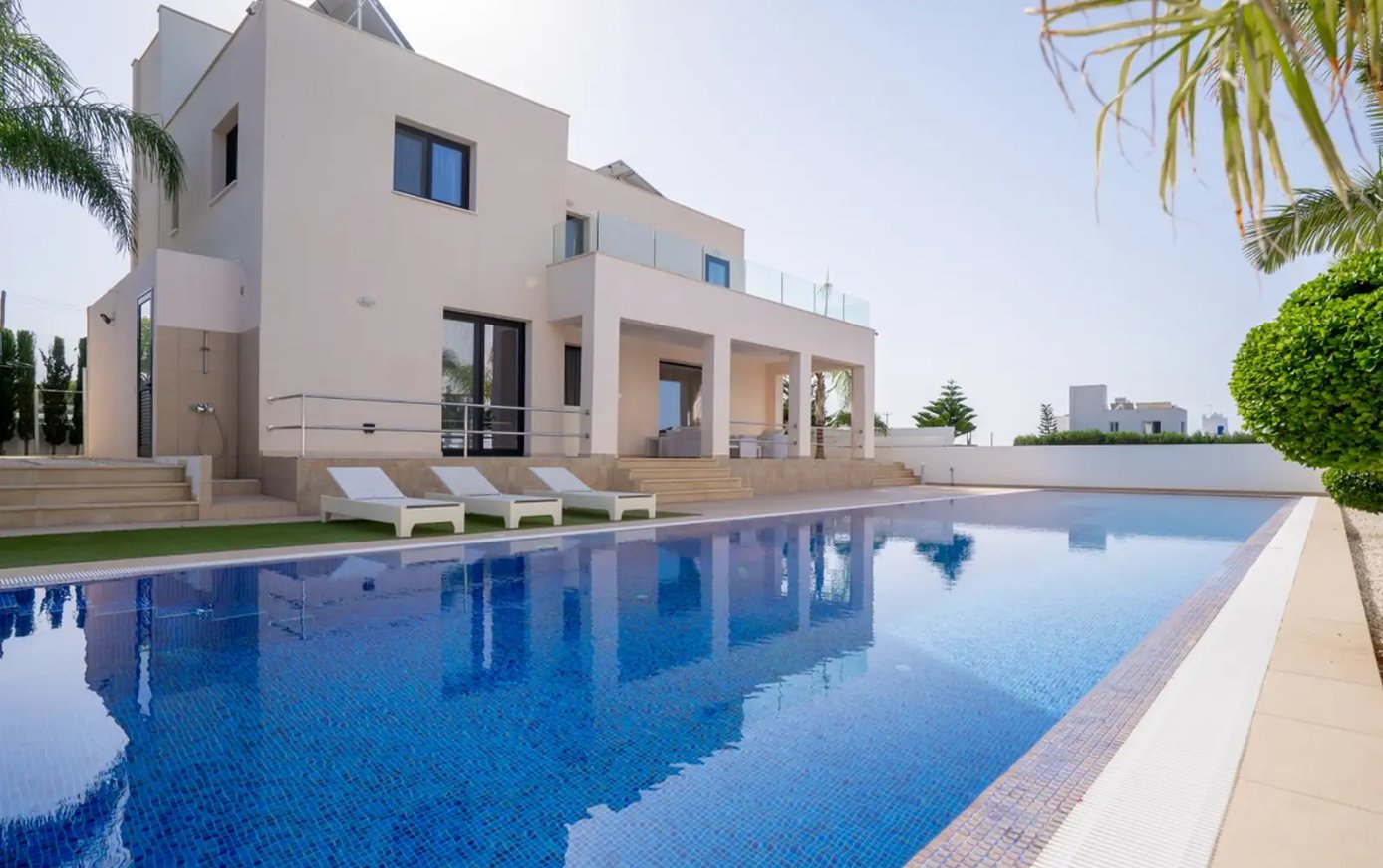 Spacious 4-Bedroom Villa in Pegeia, Paphos