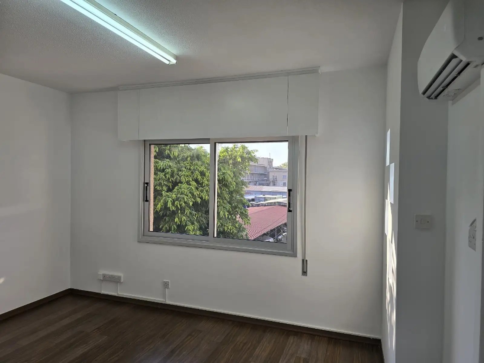 3-bed apartment in Agia Triada, Limassol photo 10