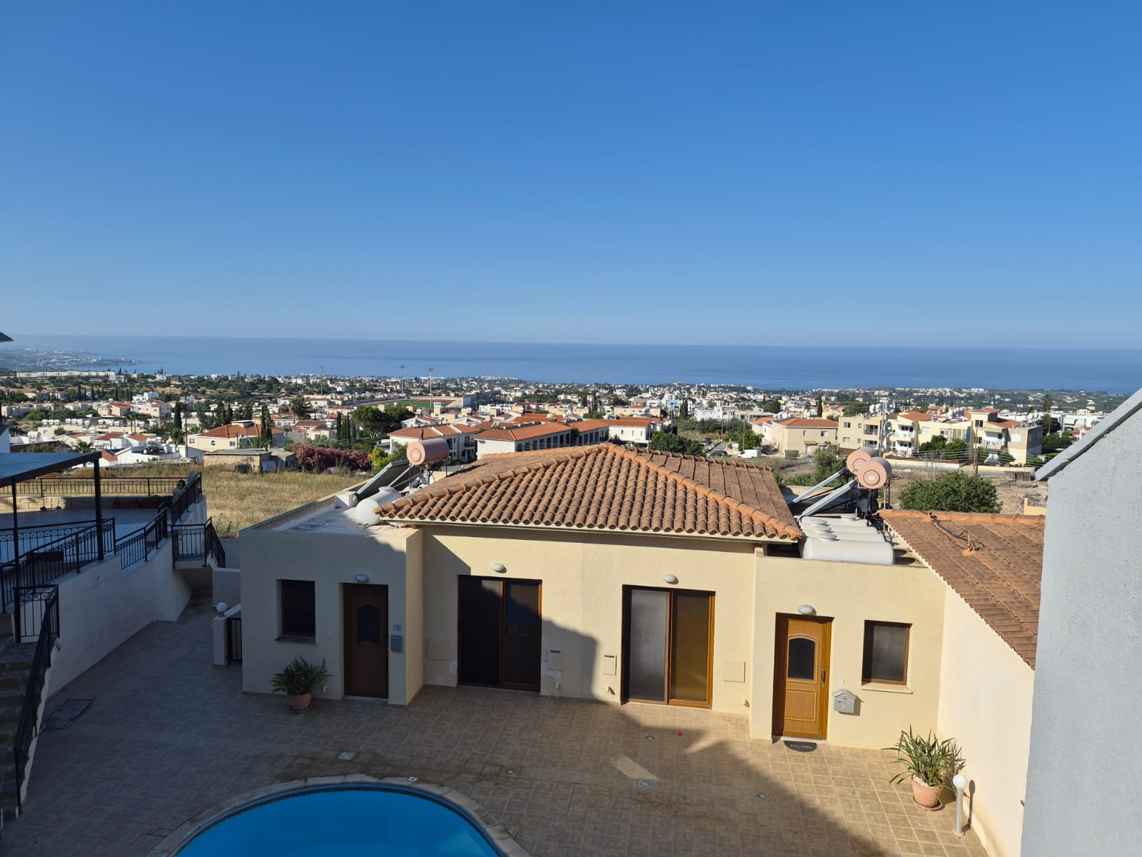 2 Bedroom Semi-Detached for Rent in Peyia, Paphos